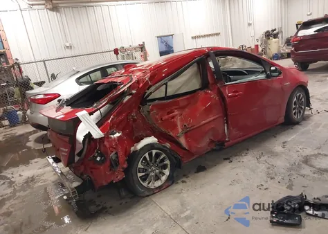 2021 Toyota Prius Limited из США, поврежденный, VIN JTDKAMFU1M3143311